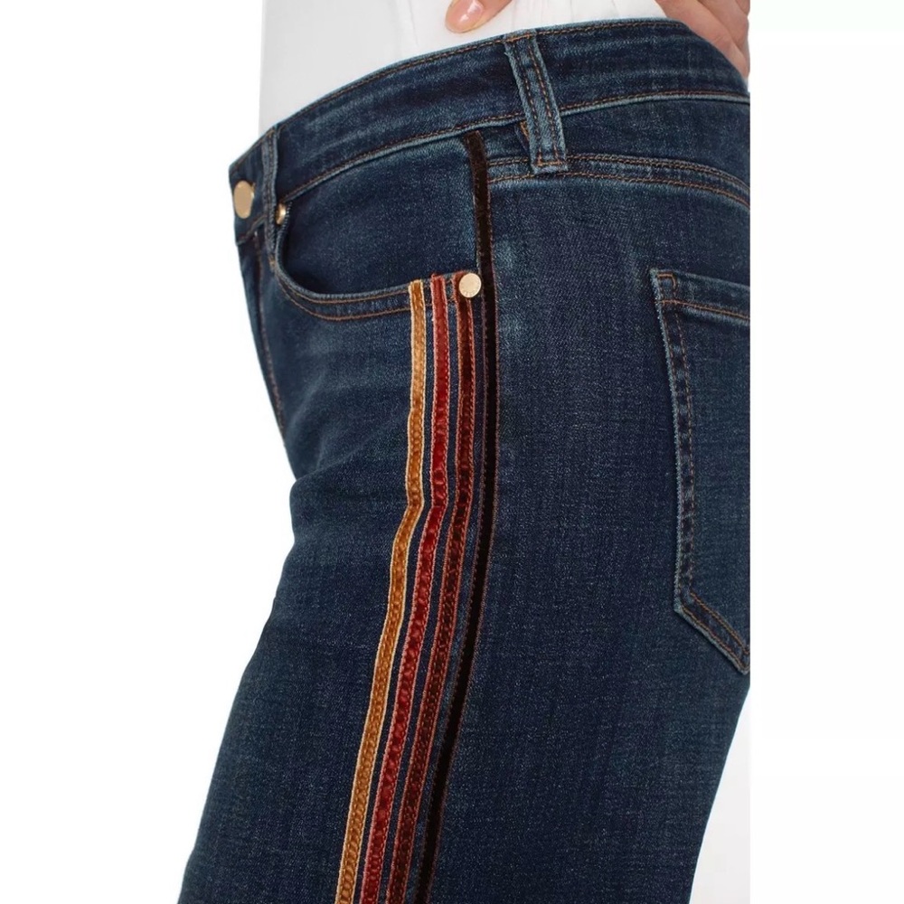 Liverpool Los Angeles Velvet Trim Wide Leg Jeans NWT - Picture 3 of 9